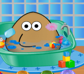 Hra - Pou Bathing